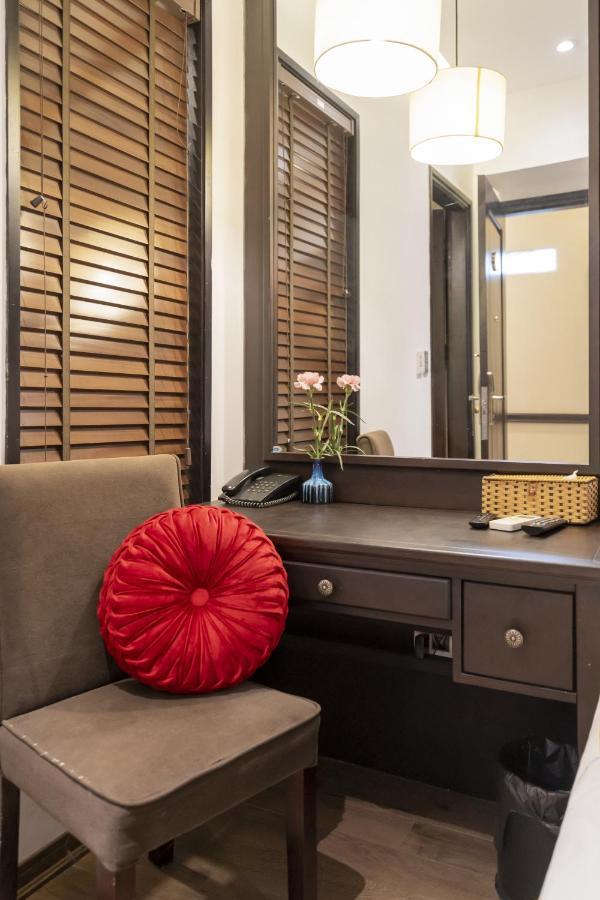 Hanoi Center Silk Charming Hotel & Travel Екстериор снимка